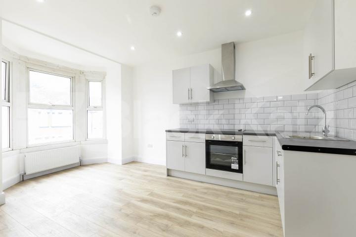 Recently Refurbished Apartment Headstone Road, Harrow-on-the-Hill